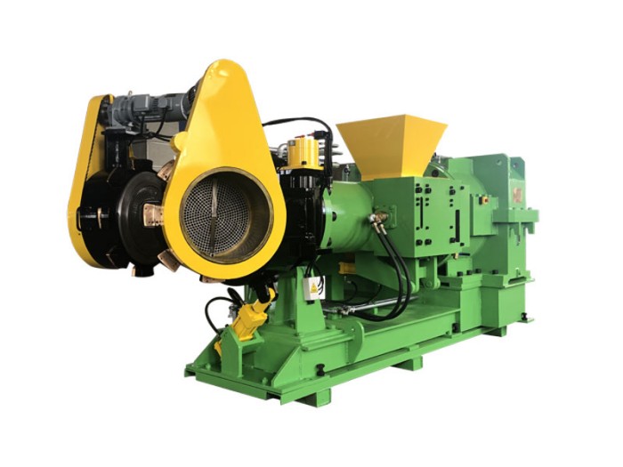 Hot feed rubber strainer